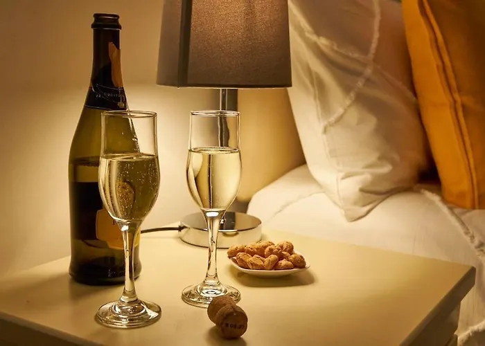 Villa Comfy Big 7 Bedroom Townhouse